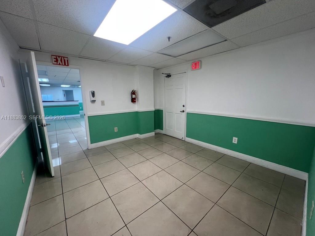 4445 W 16th Ave, Unit 605, Hialeah, FL 33012 Photo