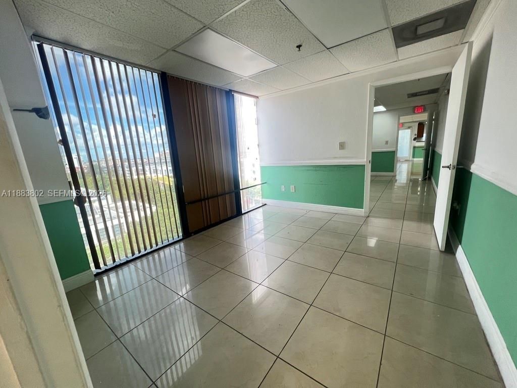4445 W 16th Ave, Unit 605, Hialeah, FL 33012 Photo
