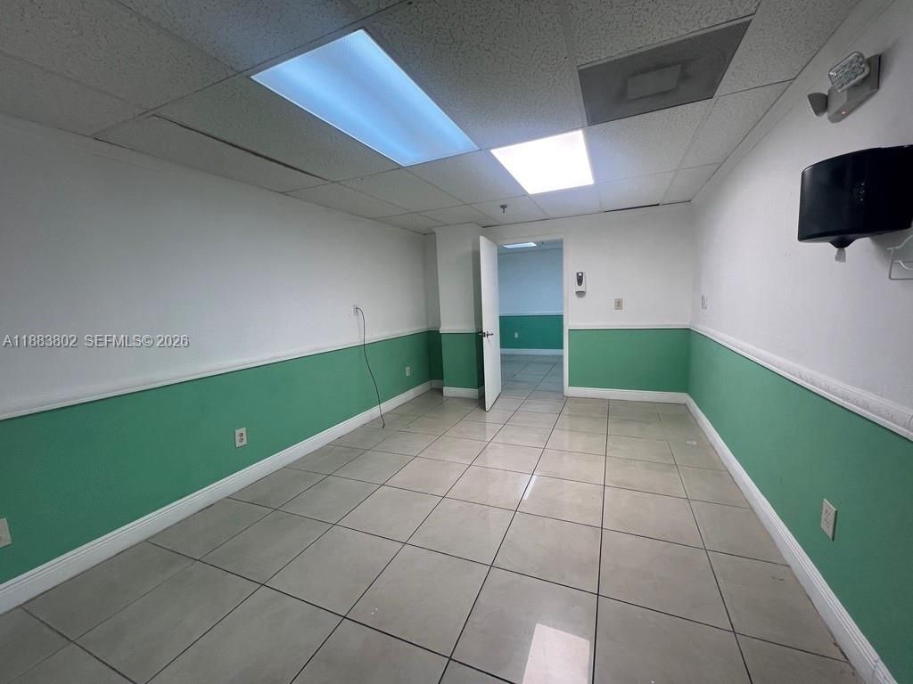 4445 W 16th Ave, Unit 605, Hialeah, FL 33012 Photo
