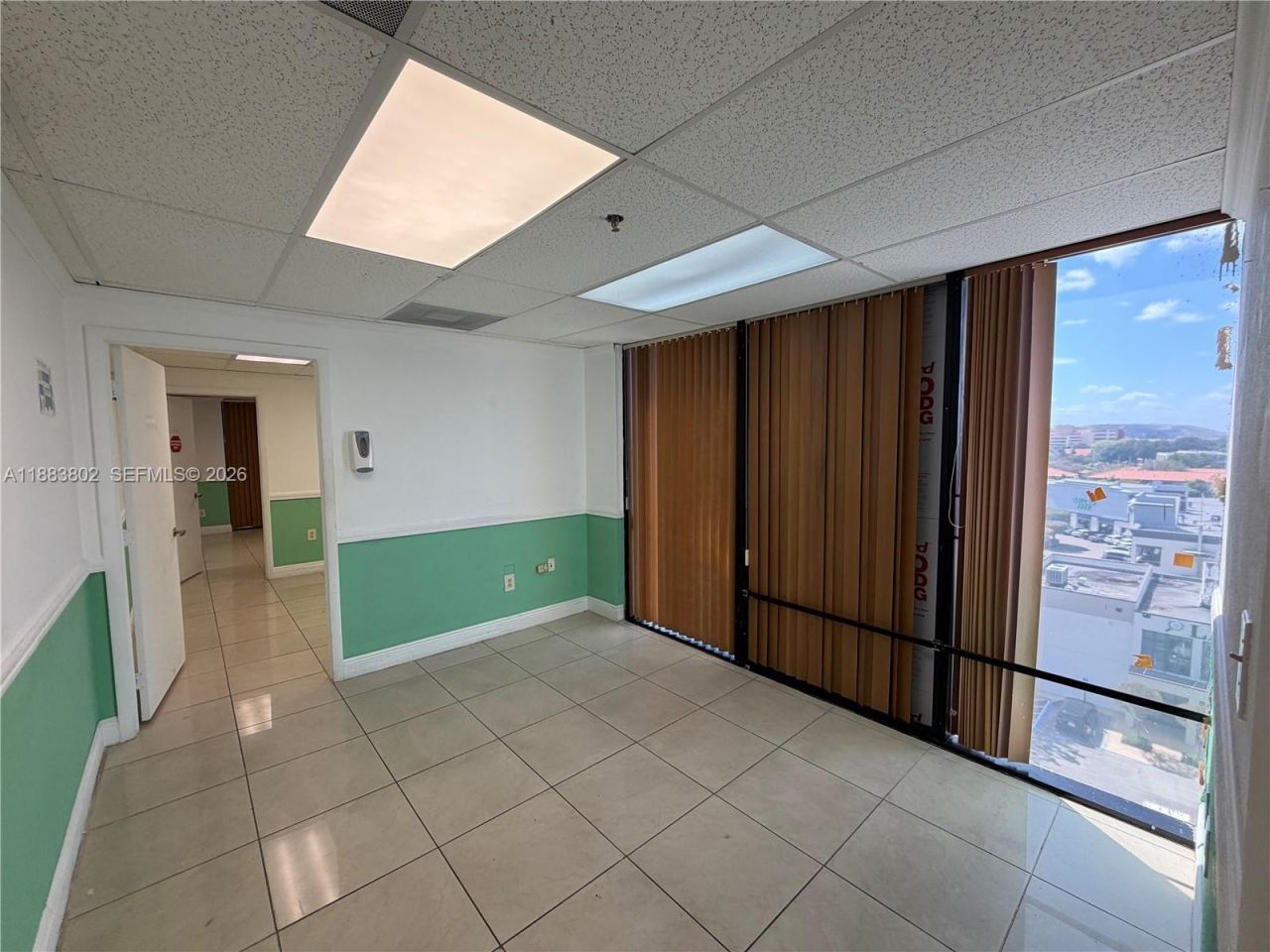 4445 W 16th Ave, Unit 605, Hialeah, FL 33012 Photo