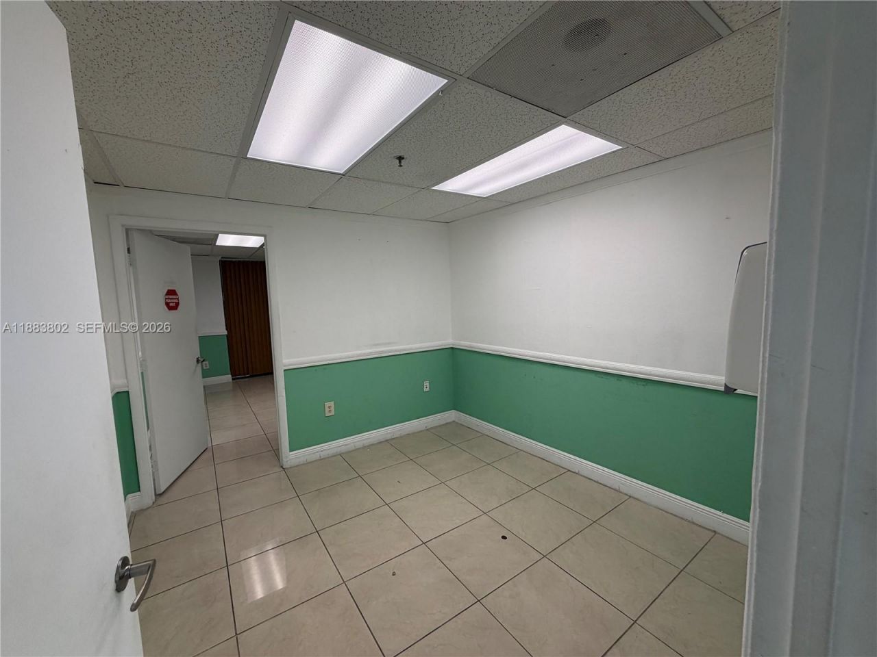 4445 W 16th Ave, Unit 605, Hialeah, FL 33012 Photo