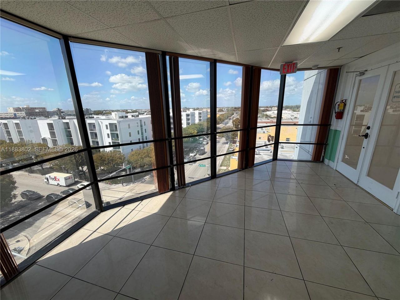 4445 W 16th Ave, Unit 605, Hialeah, FL 33012 Photo