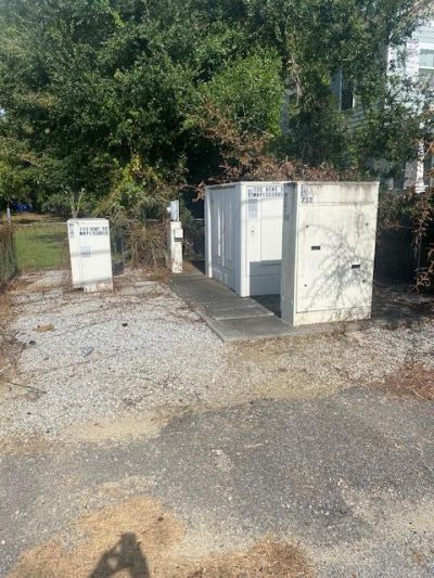 736 Kent Street Photo 3