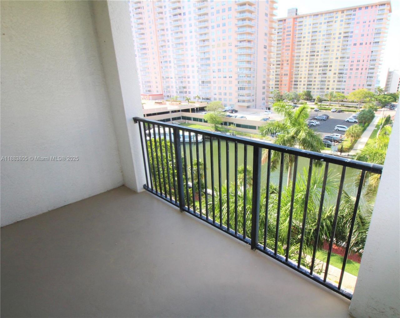 17150 N Bay Rd, Unit 2612, Sunny Isles Beach, FL 33160 Photo