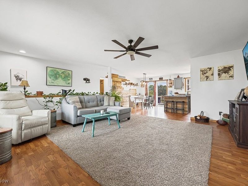 747 Britton Road, Creston, OH 44217 Photo 6