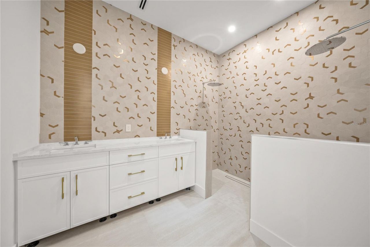 1648 Bonita Lane, Sarasota, FL 34239 Photo