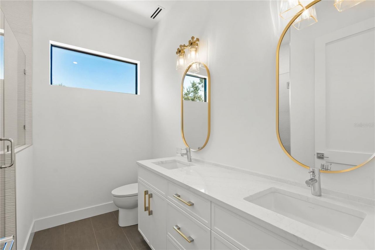 1648 Bonita Lane, Sarasota, FL 34239 Photo