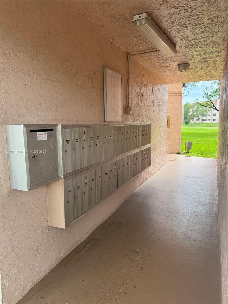 2726 NW 104th Ave, Unit 106, Sunrise, FL 33322 Photo