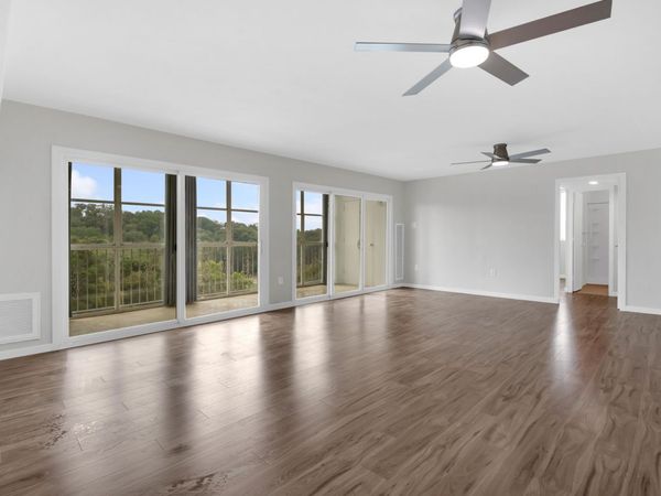 1414 Continental Drive, Chattanooga, TN 37405