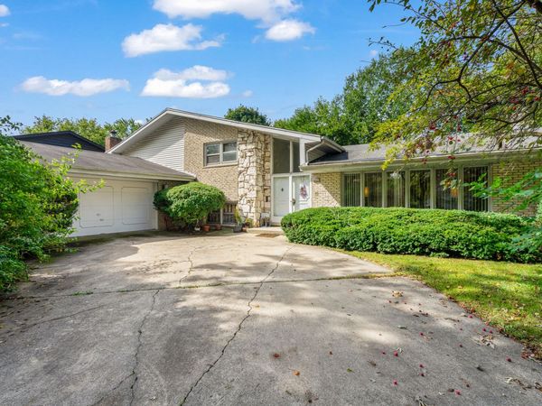 18350 Carpenter Street, Homewood, IL 60430