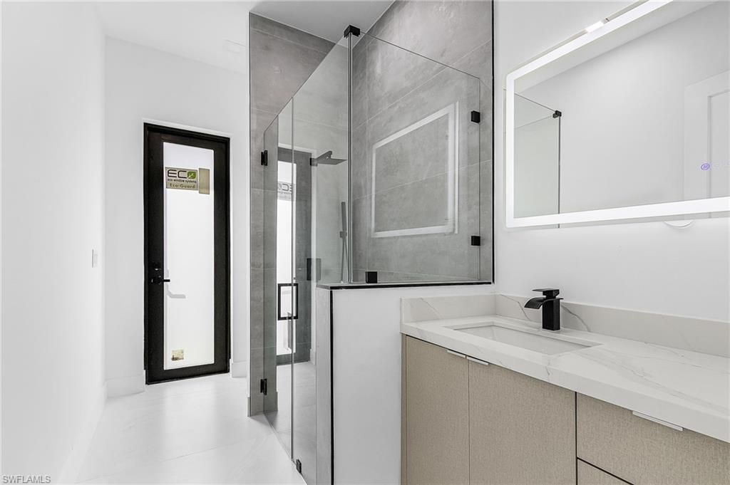 4116 NW 36th Ln, Cape Coral, FL 33993 Photo