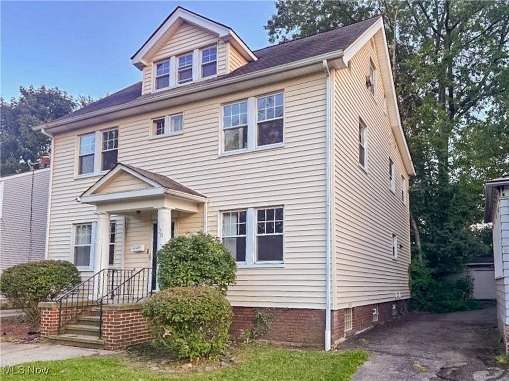 3320 Beechwood Avenue, Cleveland Heights, OH 44118 Main Photo