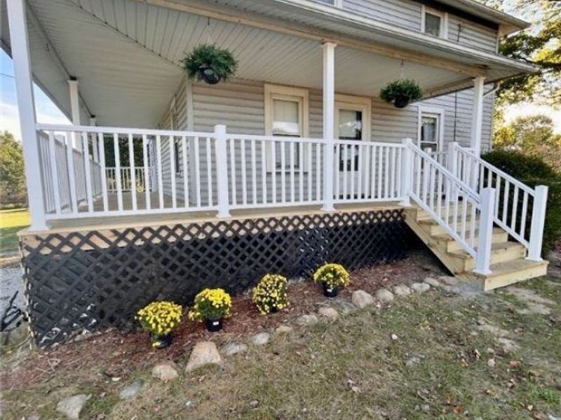 3990 Edison Street NE, Hartville, OH 44632 Photo 1