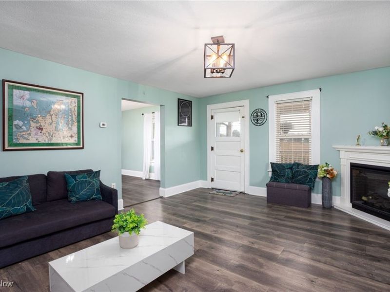 3990 Edison Street NE, Hartville, OH 44632 Photo 12