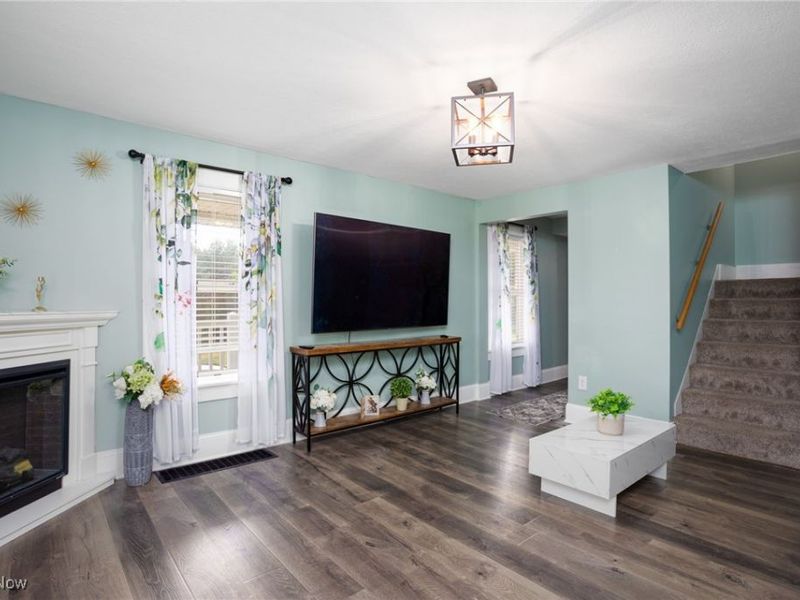 3990 Edison Street NE, Hartville, OH 44632 Photo 8