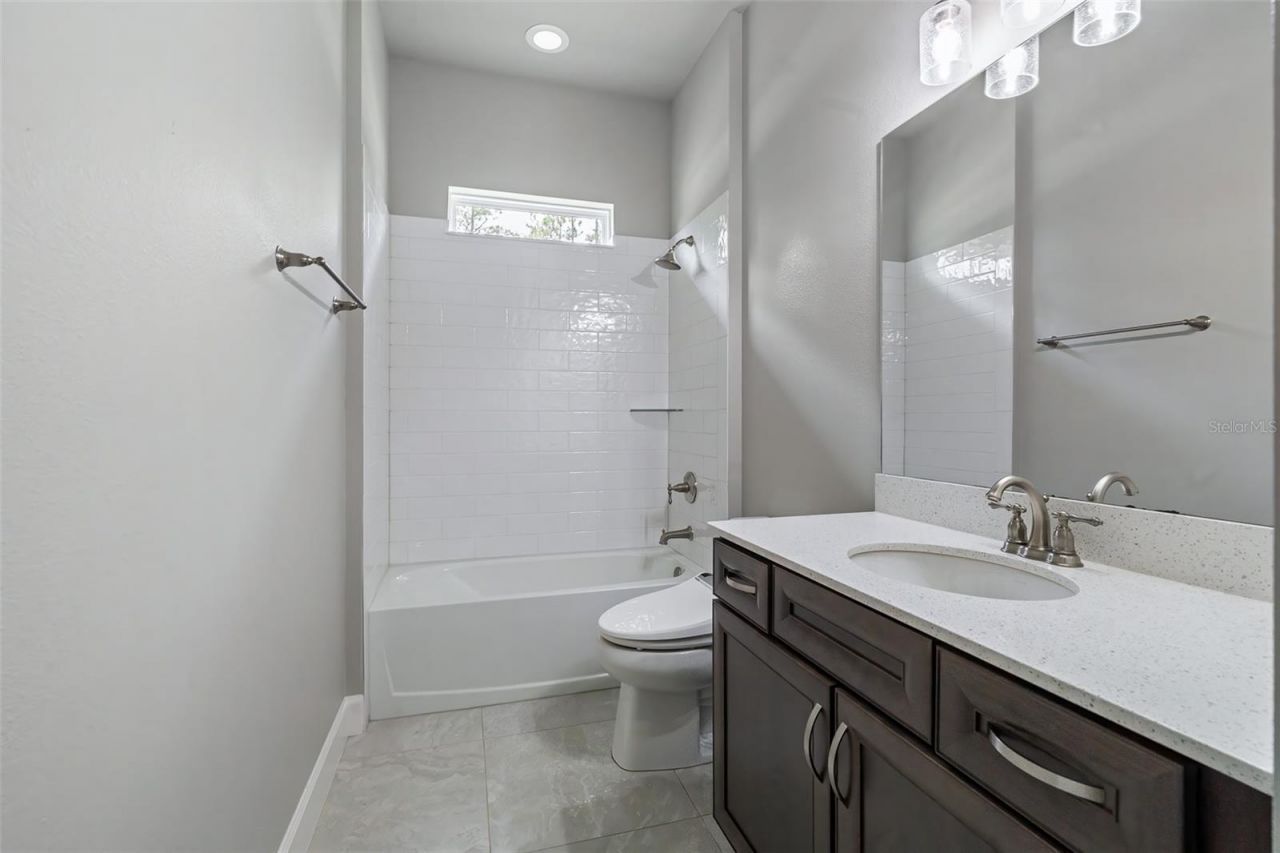 998 Downshire Lane, Ormond Beach, FL 32174 Photo