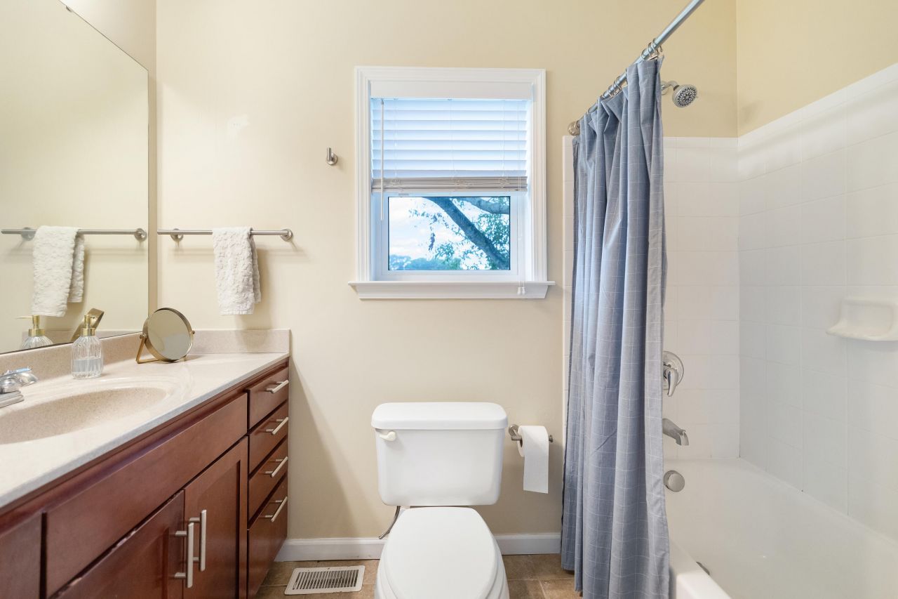 1755 Central Park Road Photo 22