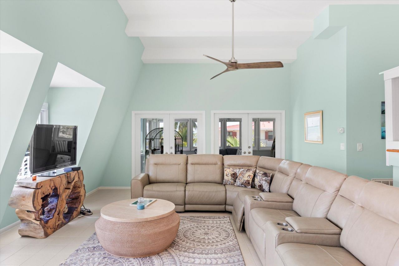 680 Cruikshank, Summerland Key, FL 33042 Photo