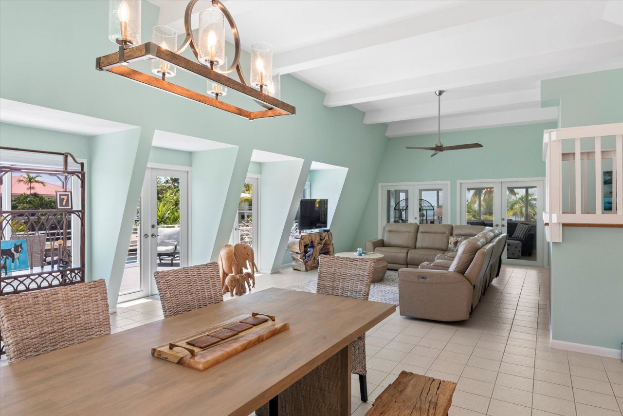 680 Cruikshank, Summerland Key, FL 33042 Photo