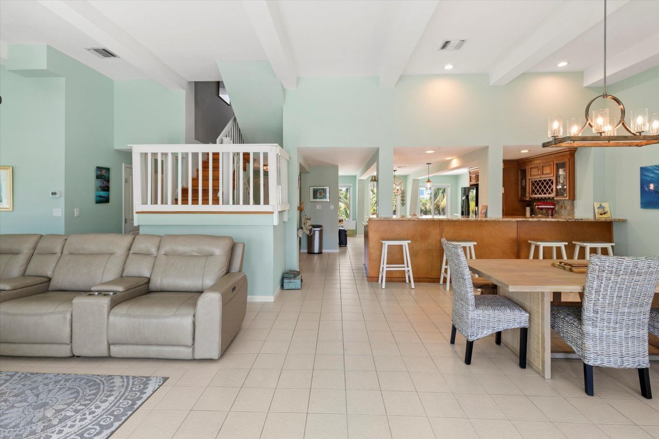 680 Cruikshank, Summerland Key, FL 33042 Photo