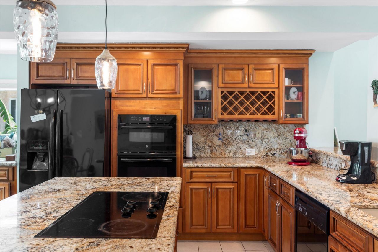 680 Cruikshank, Summerland Key, FL 33042 Photo