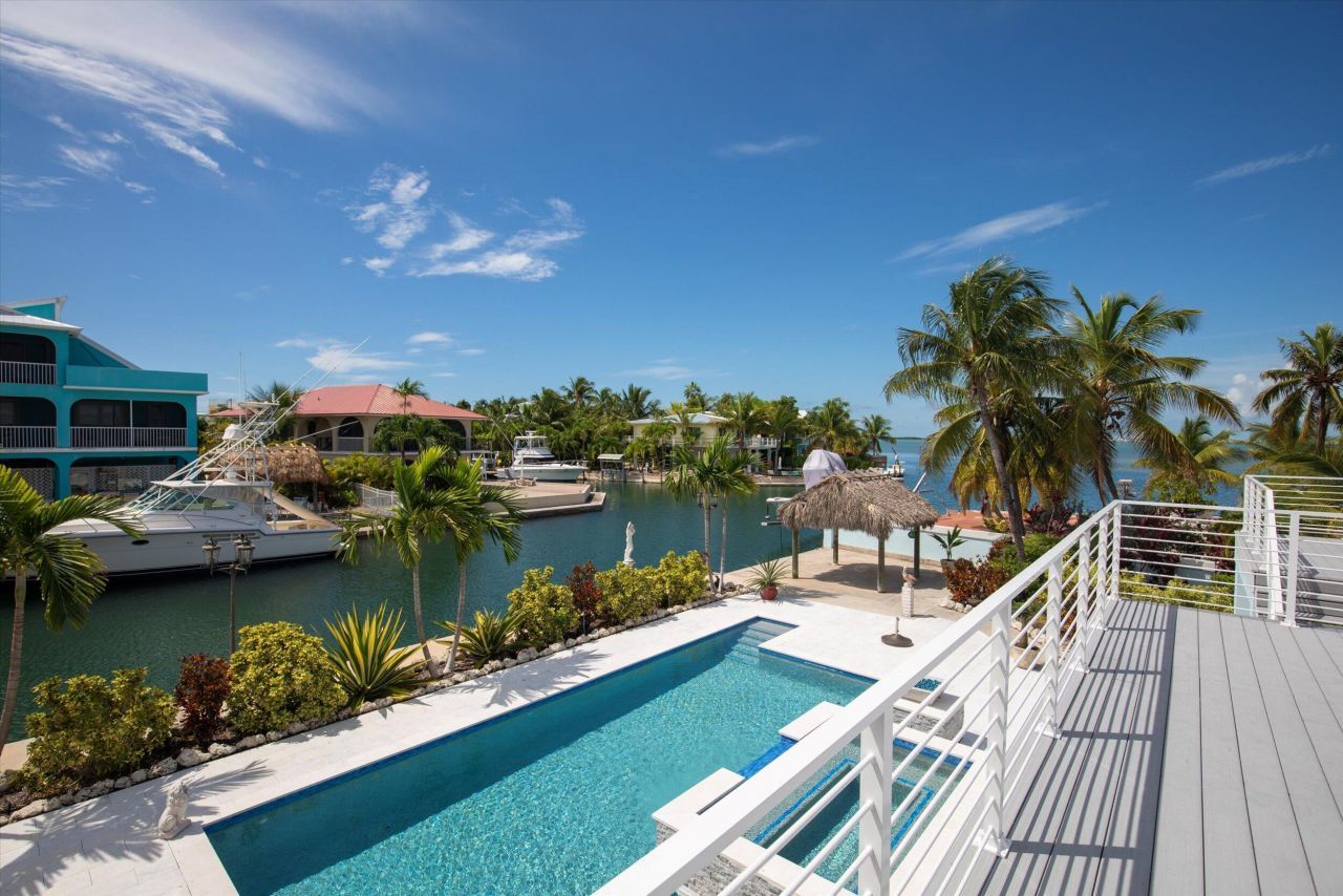 680 Cruikshank, Summerland Key, FL 33042 Photo