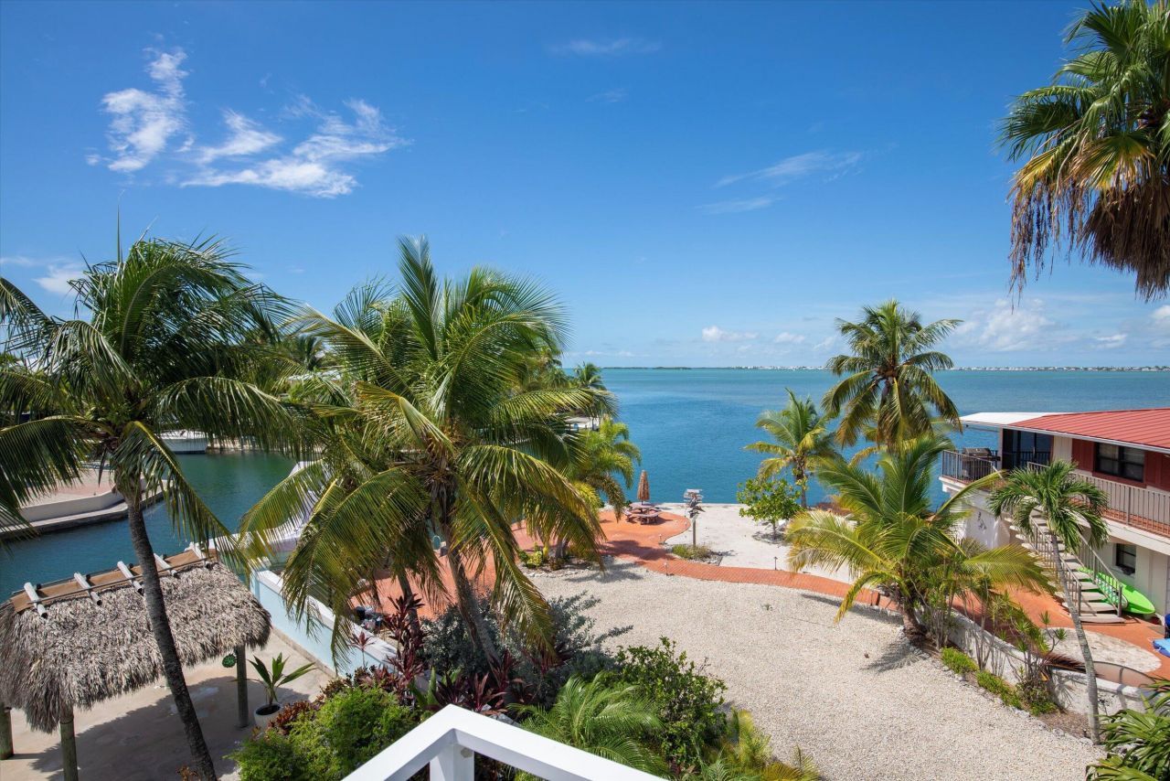 680 Cruikshank, Summerland Key, FL 33042 Photo