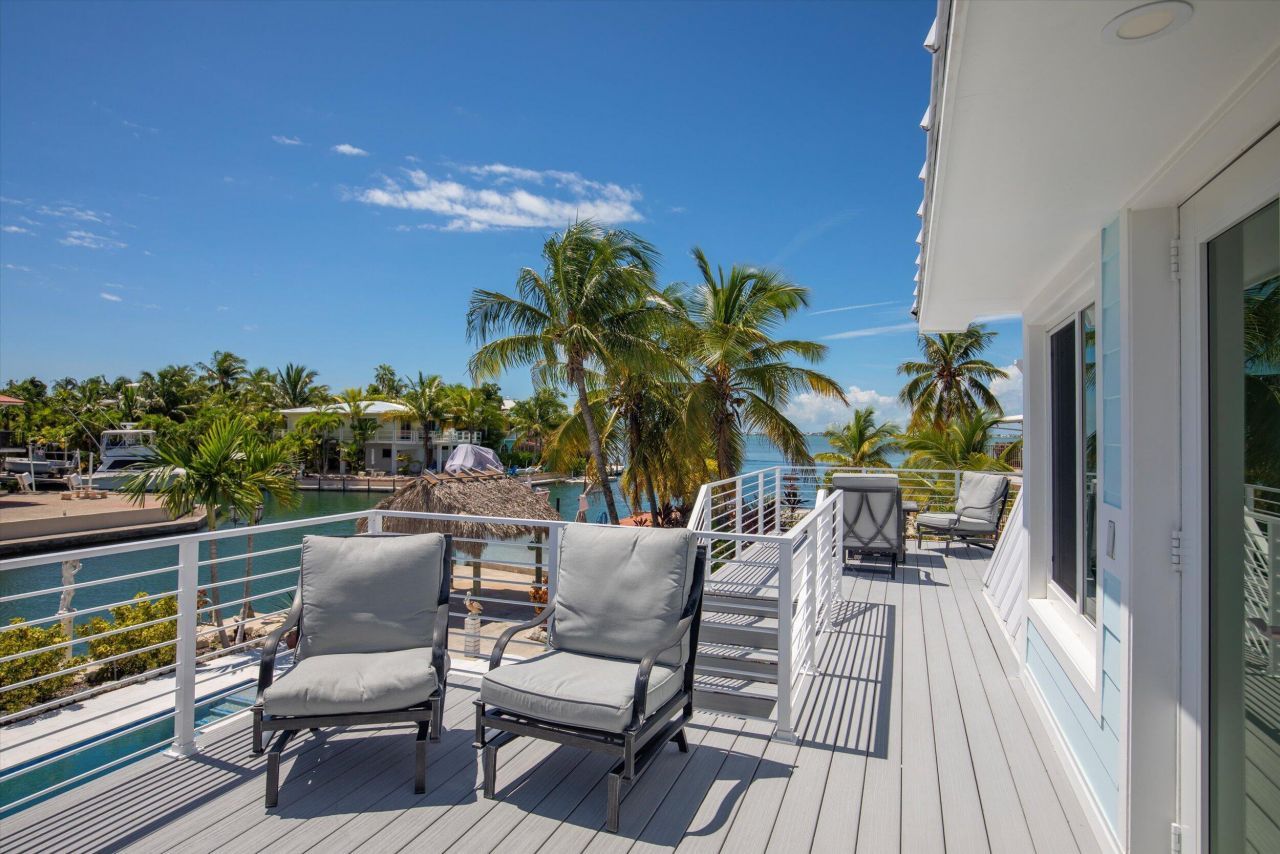 680 Cruikshank, Summerland Key, FL 33042 Photo