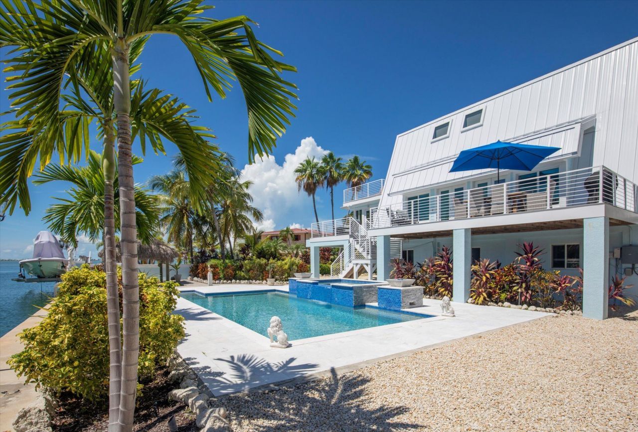 680 Cruikshank, Summerland Key, FL 33042 Photo