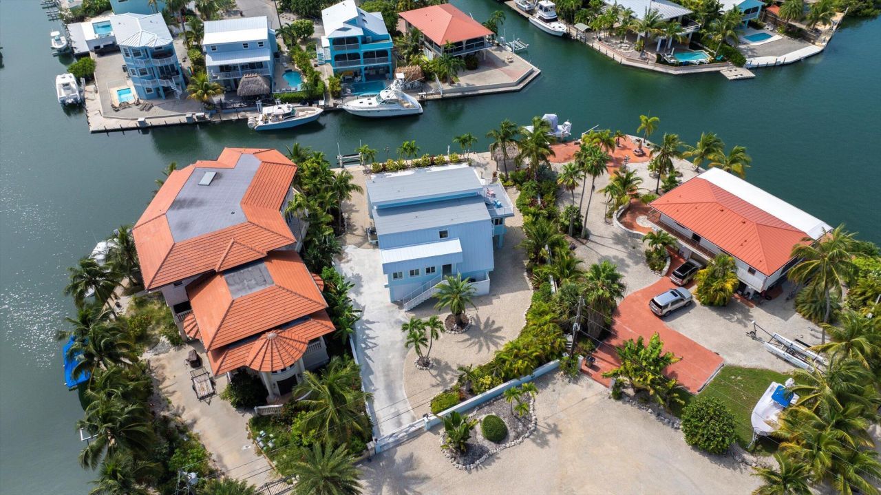 680 Cruikshank, Summerland Key, FL 33042 Photo