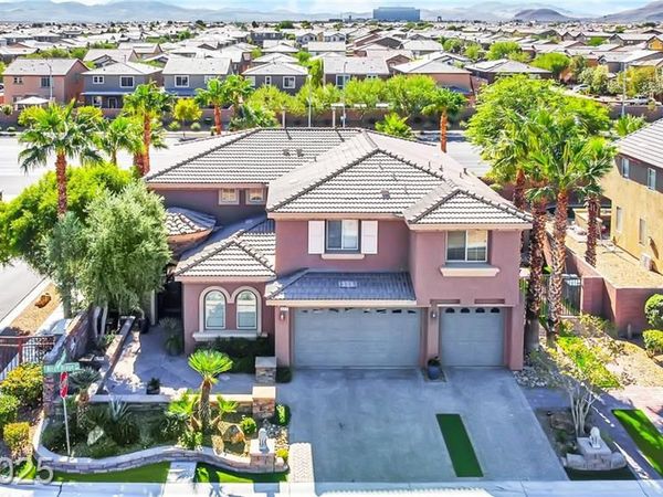 127 Birch Ridge Avenue , Las Vegas, NV 89183