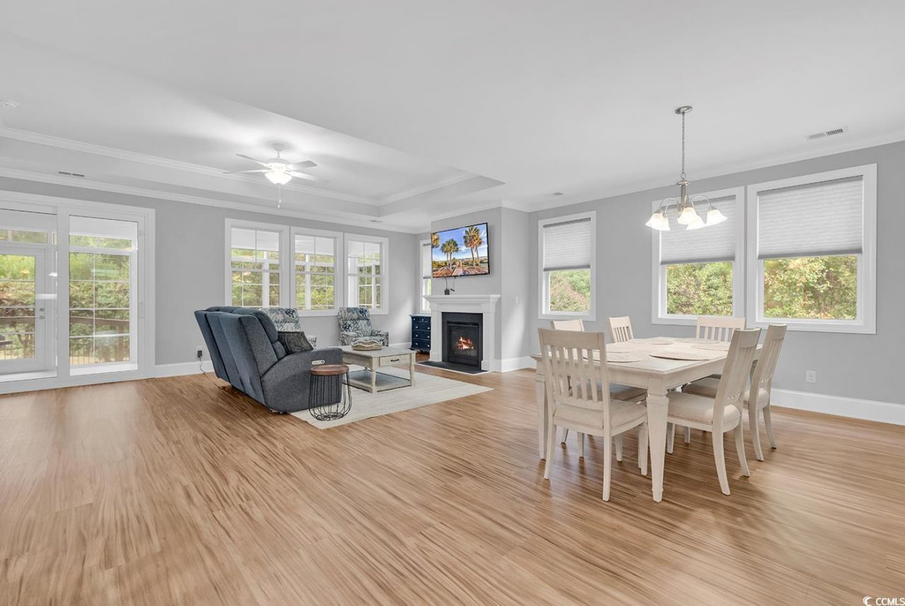 445 Wakefield Ct. Photo 12