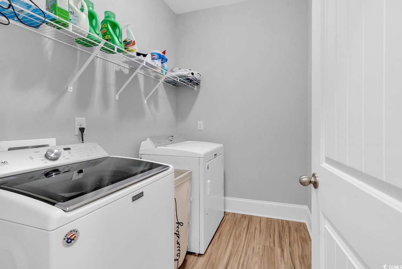 445 Wakefield Ct. Photo 18