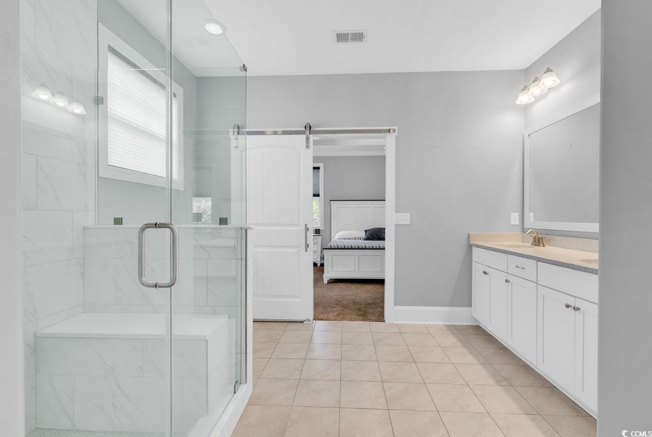 445 Wakefield Ct. Photo 24