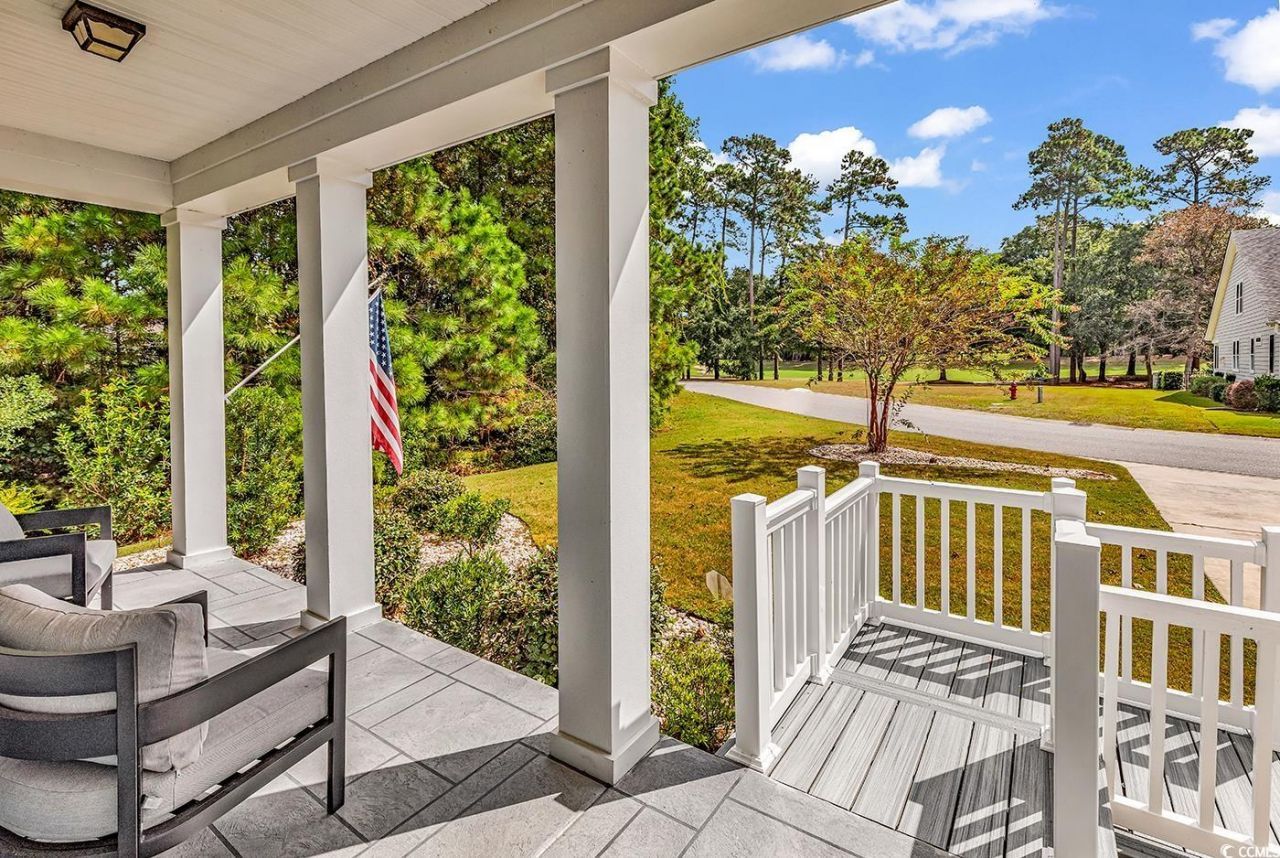 445 Wakefield Ct. Photo 3