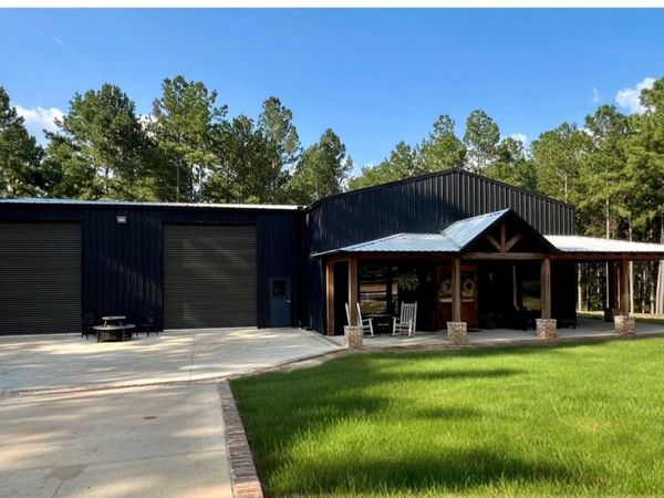 1222 Gates Rd., Columbia, MS 39429