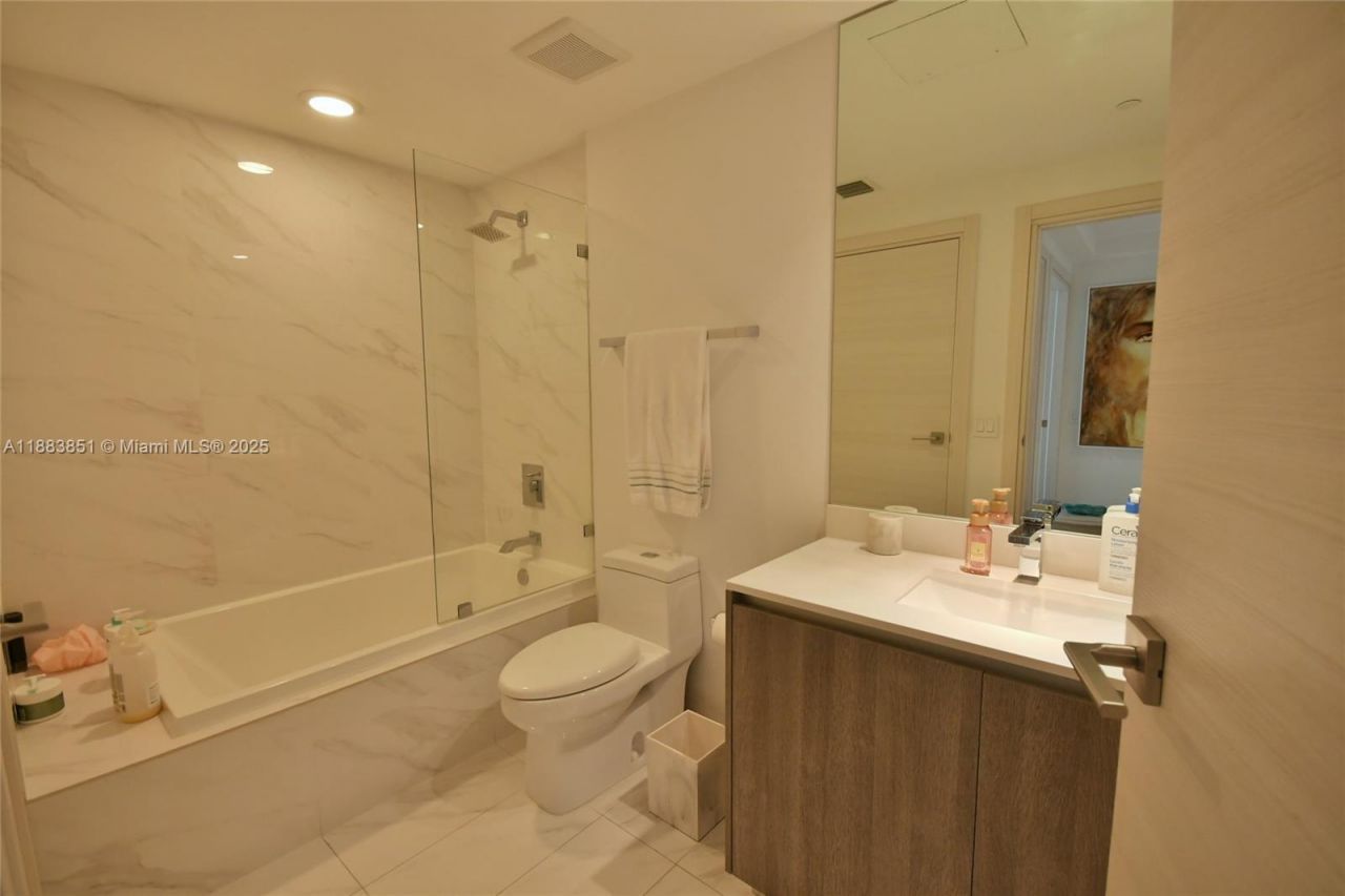 801 S Miami Ave, Unit 3109, Miami, FL 33130 Photo