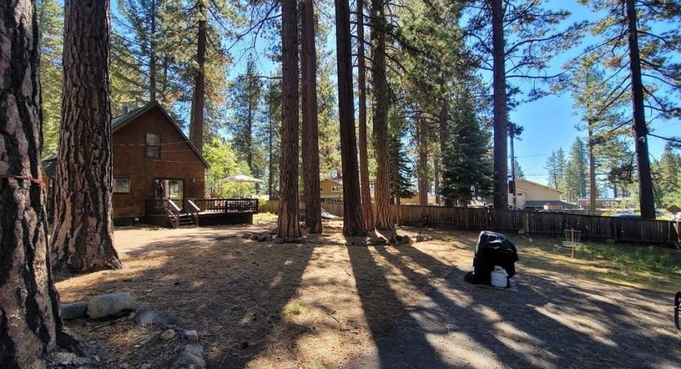 8075 Rainbow Avenue, Kings Beach, CA 96143 Photo