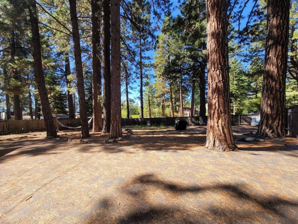 8075 Rainbow Avenue, Kings Beach, CA 96143 Photo