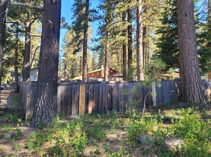 8075 Rainbow Avenue, Kings Beach, CA 96143 Photo