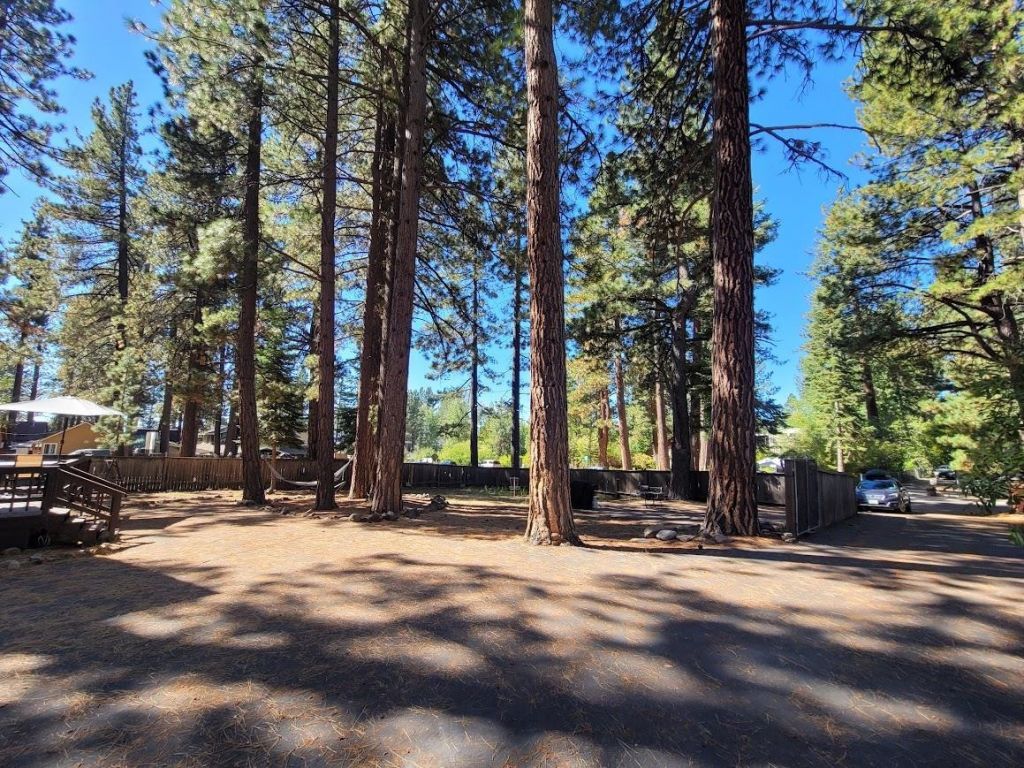 8075 Rainbow Avenue, Kings Beach, CA 96143 Photo