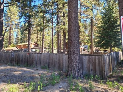 8075 Rainbow Avenue, Kings Beach, CA 96143 Photo