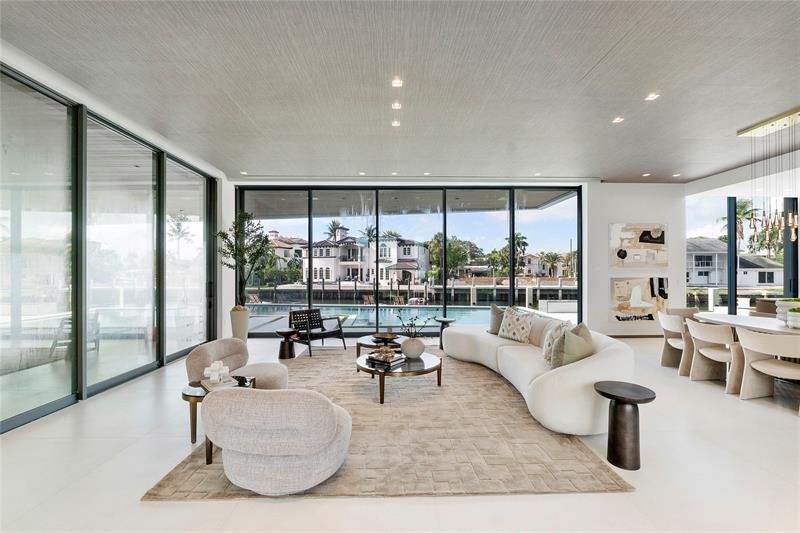 2880 NE 28th St, Fort Lauderdale, FL 33306 Photo