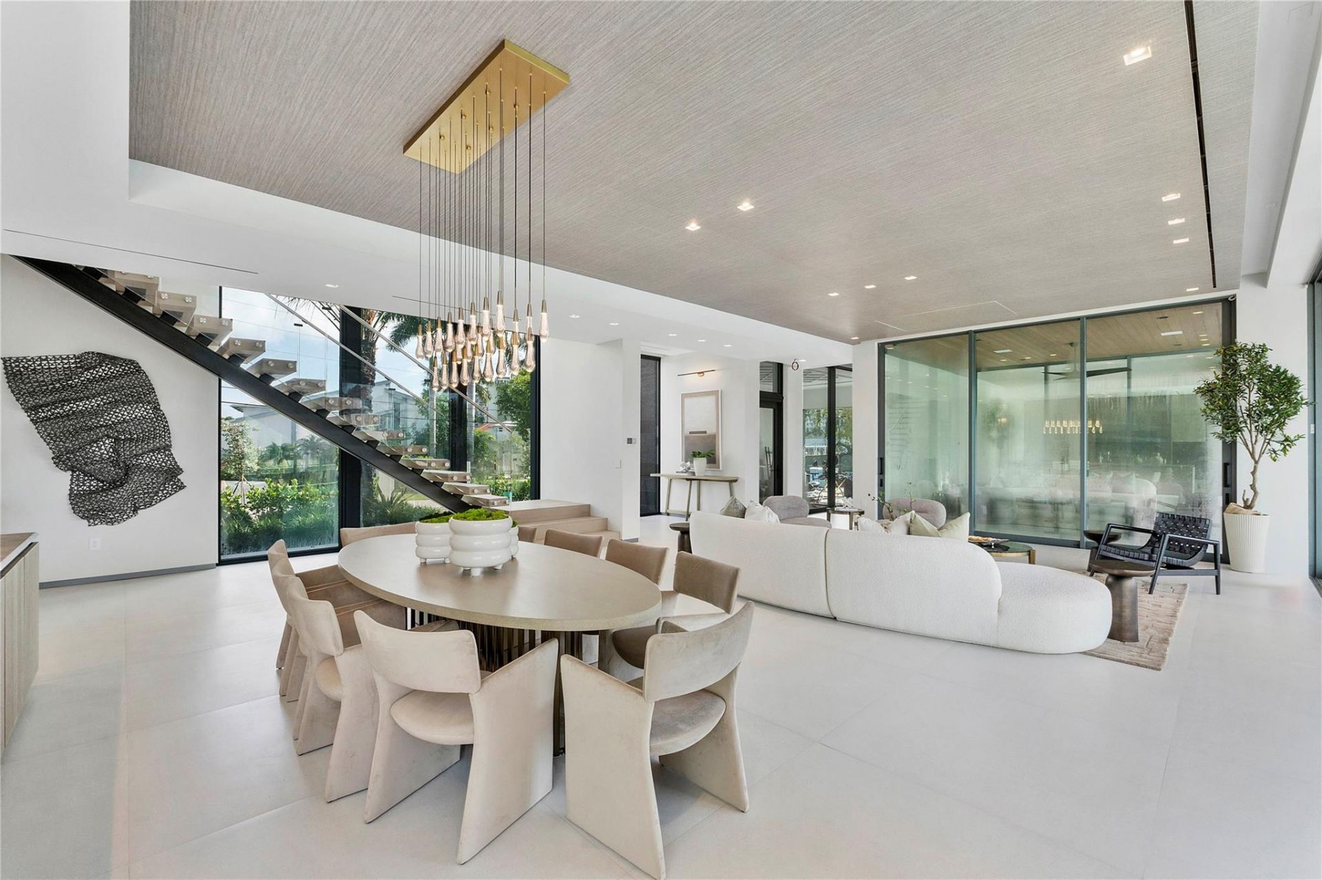 2880 NE 28th Street, Fort Lauderdale, FL 33306 Photo