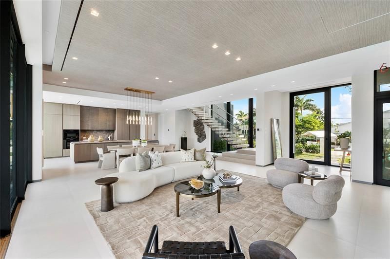 2880 NE 28th St, Fort Lauderdale, FL 33306 Photo