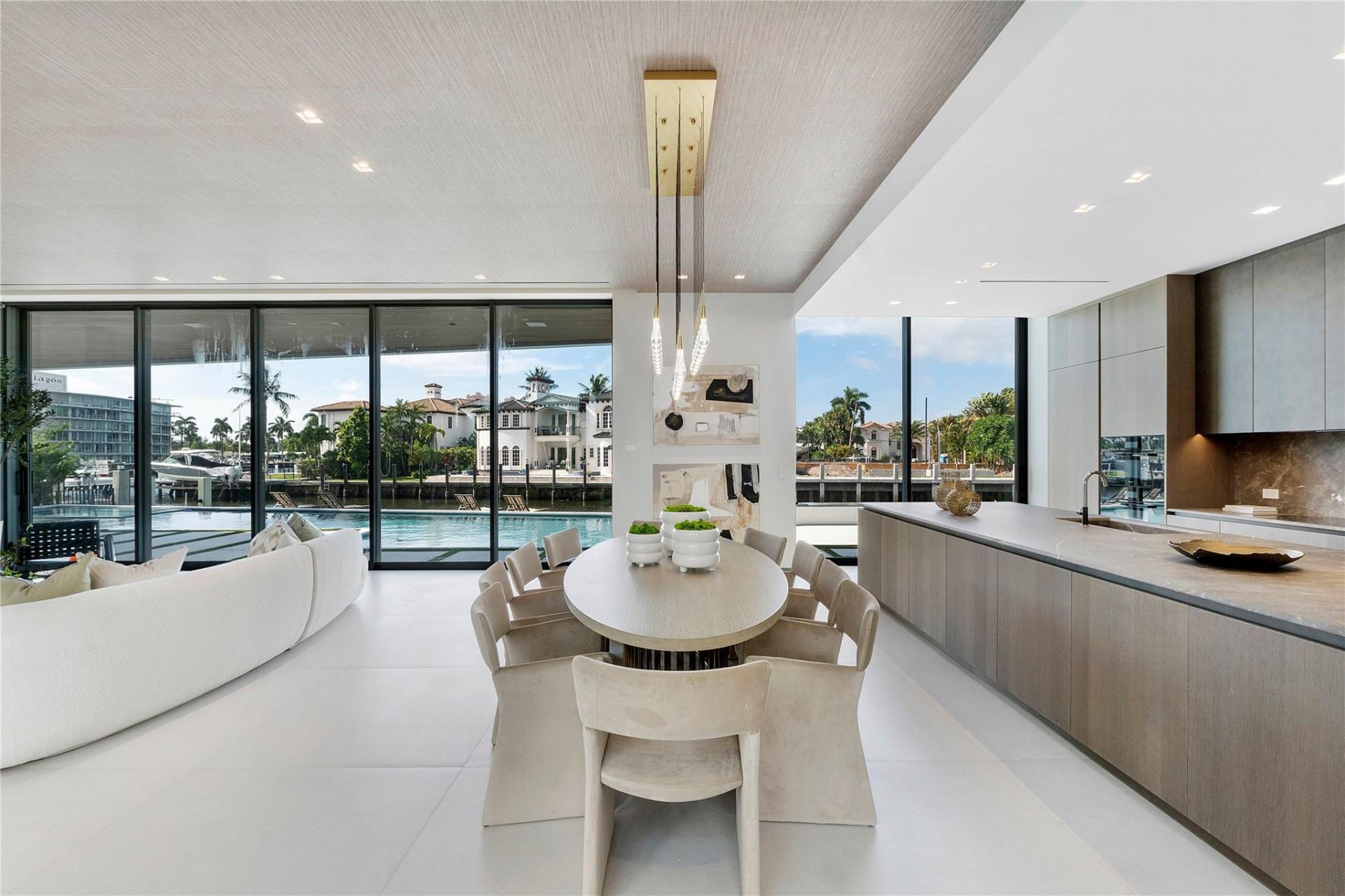 2880 NE 28th Street, Fort Lauderdale, FL 33306 Photo