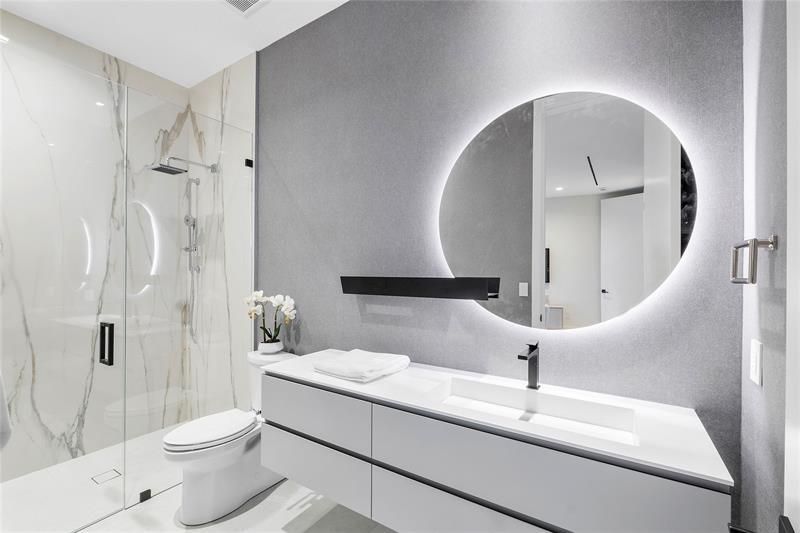 2880 NE 28th St, Fort Lauderdale, FL 33306 Photo