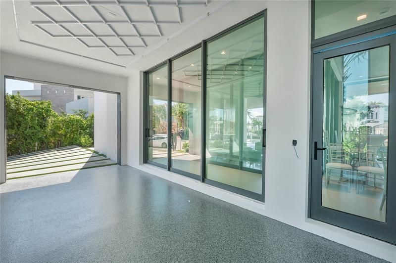 2880 NE 28th St, Fort Lauderdale, FL 33306 Photo