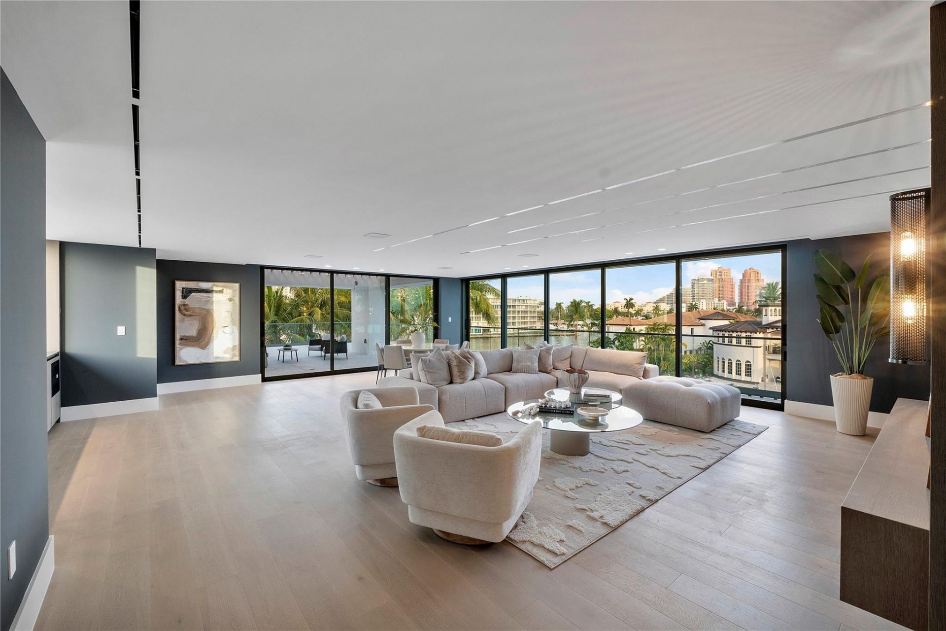 2880 NE 28th Street, Fort Lauderdale, FL 33306 Photo