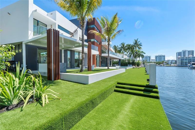 2880 NE 28th St, Fort Lauderdale, FL 33306 Photo